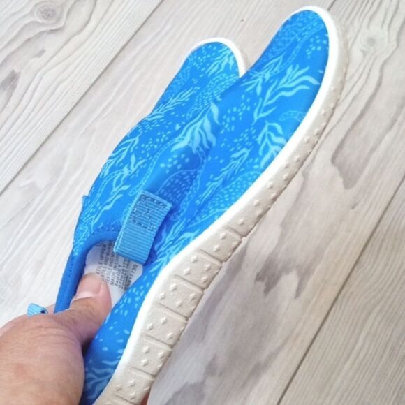 (14-3974) 🔥3/$20🔥  Cat & Jack Toddler Water Shoes Sz 8 - Picture 5 of 10